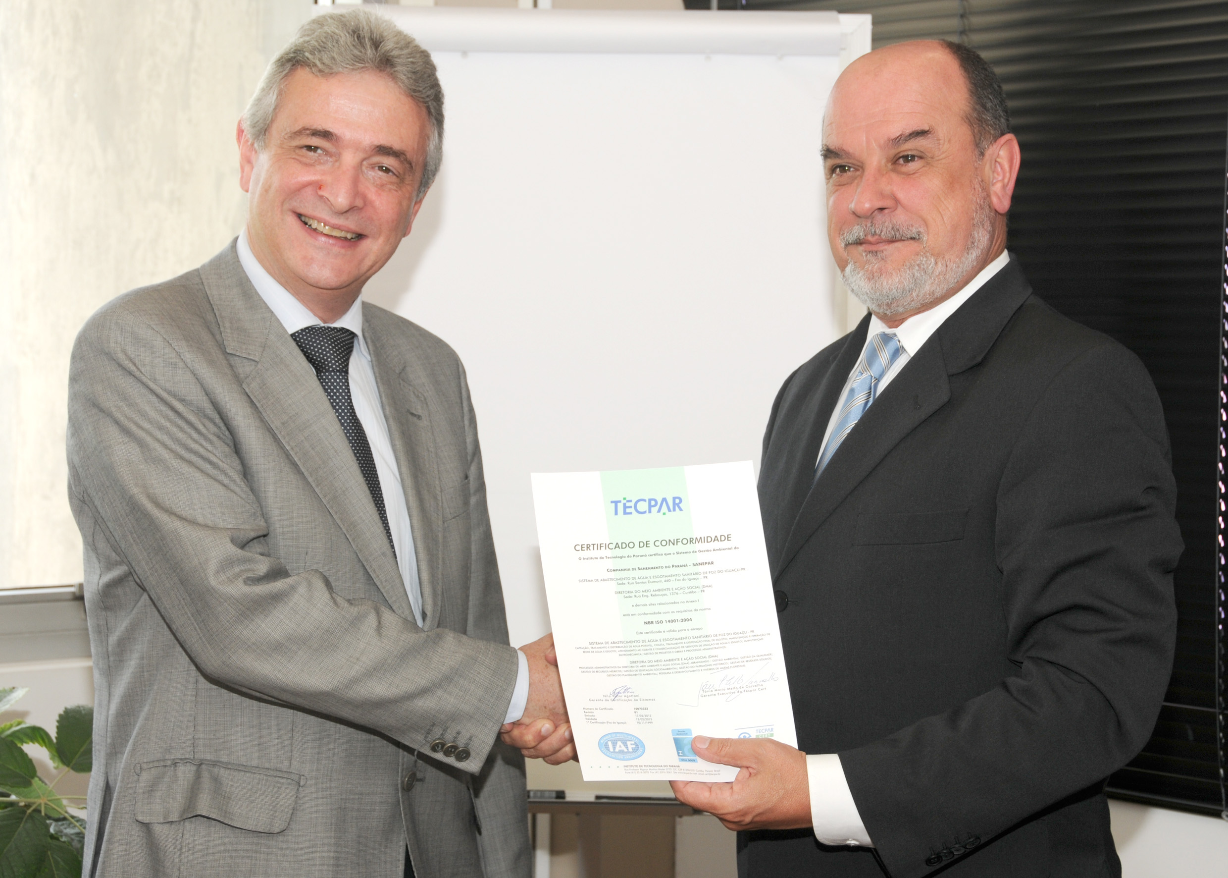 120319_sanepar_recebe_certificacao_iso_14001_para_foz_e_dma2.jpeg
