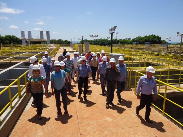 140128_londrina_-_autoridades_visitam_obras_2.jpg