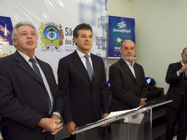 140220_-_sao_jose_dos_pinhais_assina_contrato_-_image64.jpeg