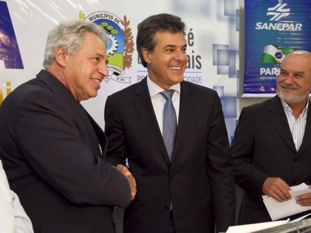 140220_-_sao_jose_dos_pinhais_assina_contrato_-_image70.jpeg