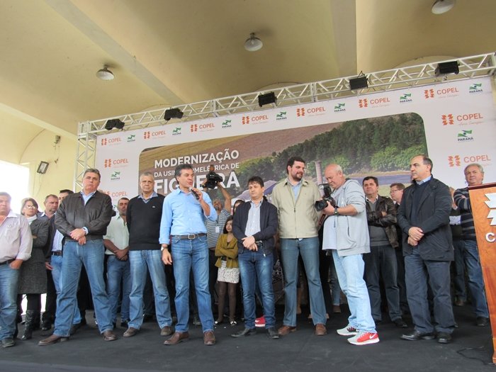 150709_figueira_inaugura_ete3.jpg