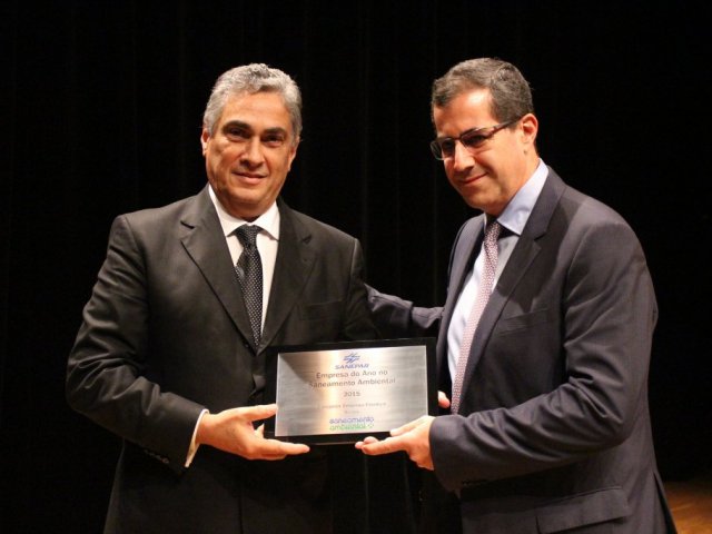 150806_-_premio_revista_saneamento_ambiental.jpg