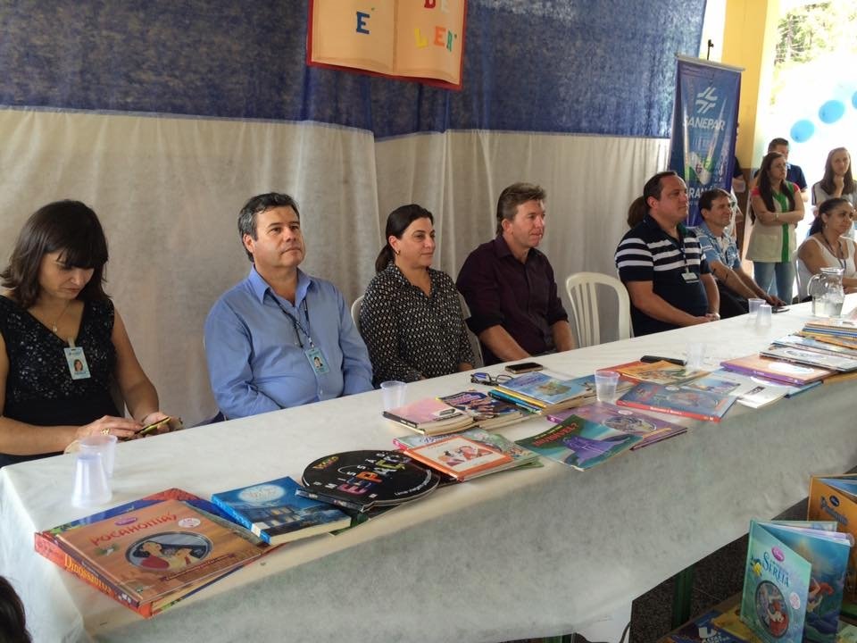 160406_-_sao_joao_do_triunfo_-_livro_solidario_-_entrega__4.jpg