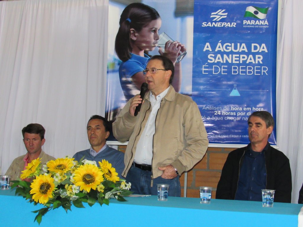 160429_-_inaug_abastecimento_linha_agua_do_meio_36.jpg