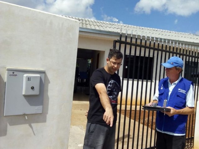 171121_sanepar_agentes_abordagens_em_imoveis_guarapuava_7.jpeg