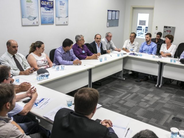 180116_-_colombo_-_reuniao_sanepar_mp_prefeitura_camara_-_contrato_de_programa_2.jpg