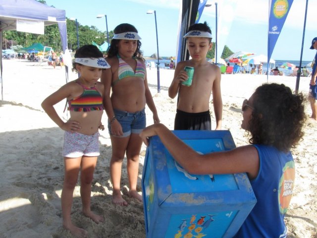 190124_operacao_verao_recreacao_brincadeiras_praia_mansa1.jpg