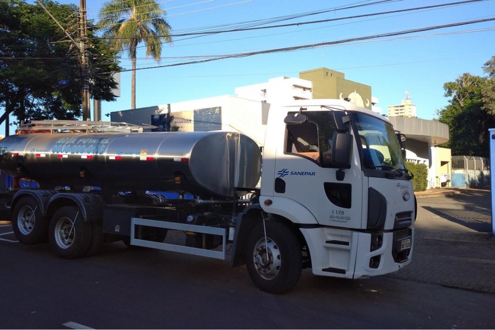 20240507_-_caminhoes_pipa_sanepar_rio_grande_do_sul_foz_do_iguacu_-1.jpg
