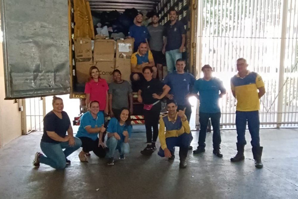 240516_mat_voluntarios_entrega_doacoes_defesa_civil07.jpg