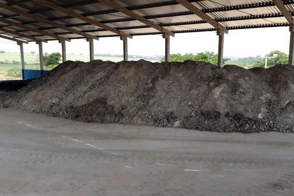 3_-_maringa_-_lodo_esgoto_agricultura_-_barracao_2.jpeg