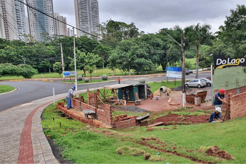 4_-_20230223_-_londrina_-_obras_-_esgoto_na_joaquim_-_elevatoria.jpg