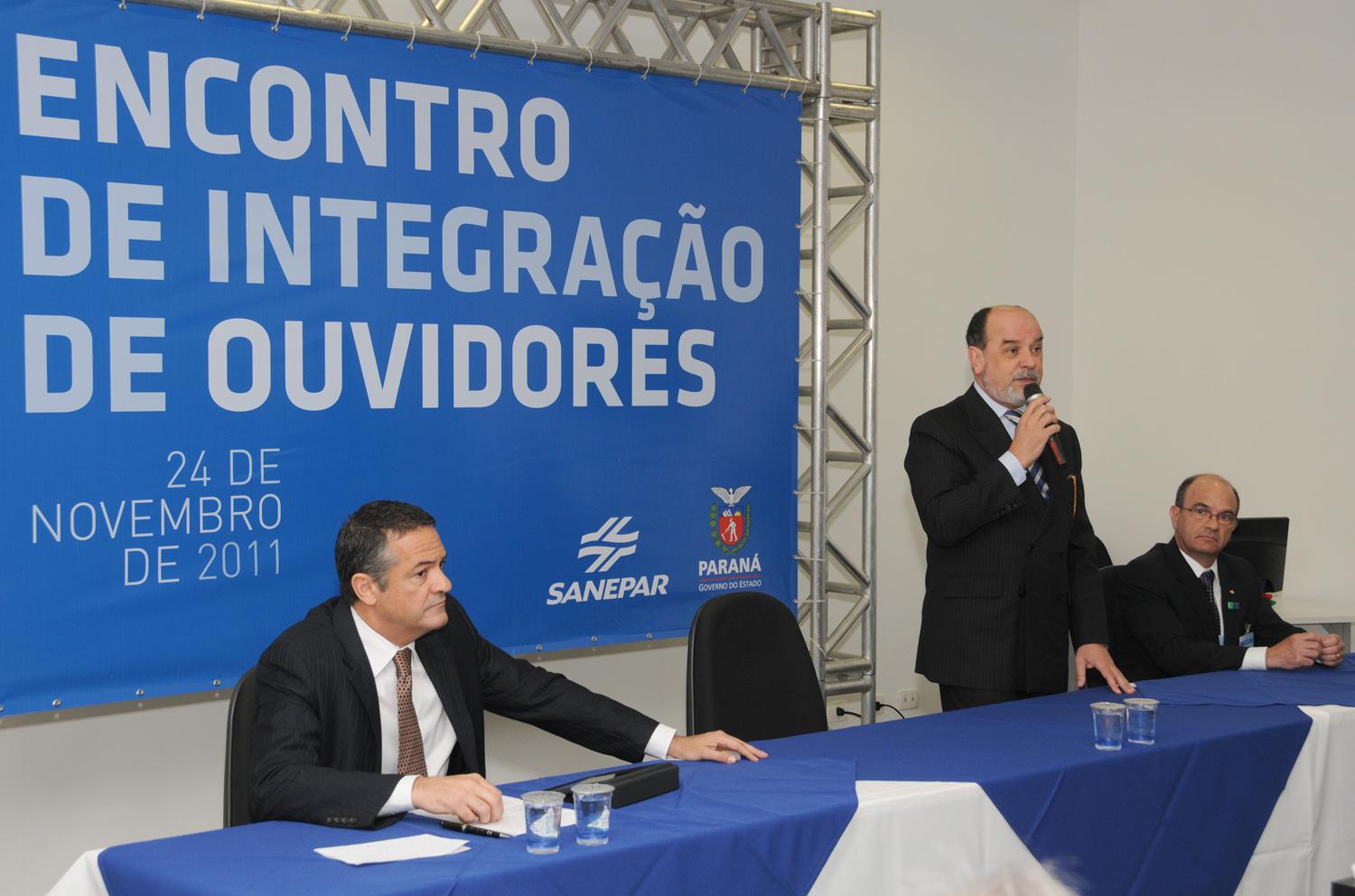ENCONTRO_DE_INTEGRACAO_DE_OUVIDORES_IKE241111_7.JPG