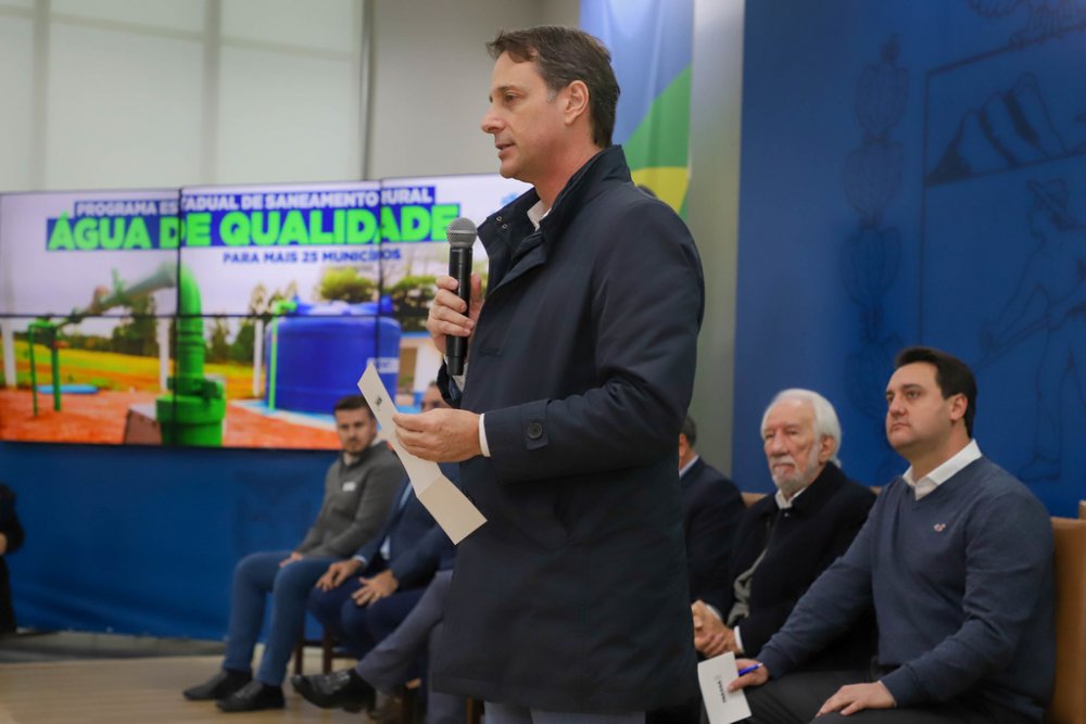 governador-programa_estadual_de_saneamento_rural-01-06-22_110.jpg.crop_display_easy-resize.com_.jpg