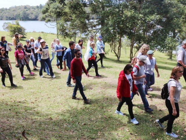 grupo_passou_o_dia_nos_mananciais_da_serra_em_piraquara.jpg