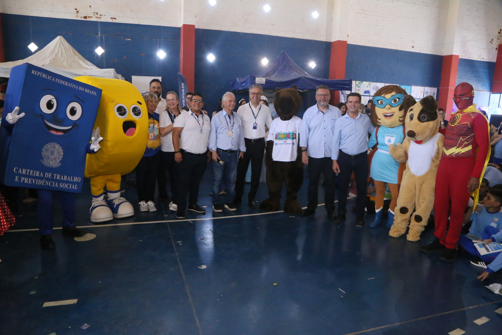 Participantes da 10ª edição do programa Sanepar Perto de Você em Campo Magro