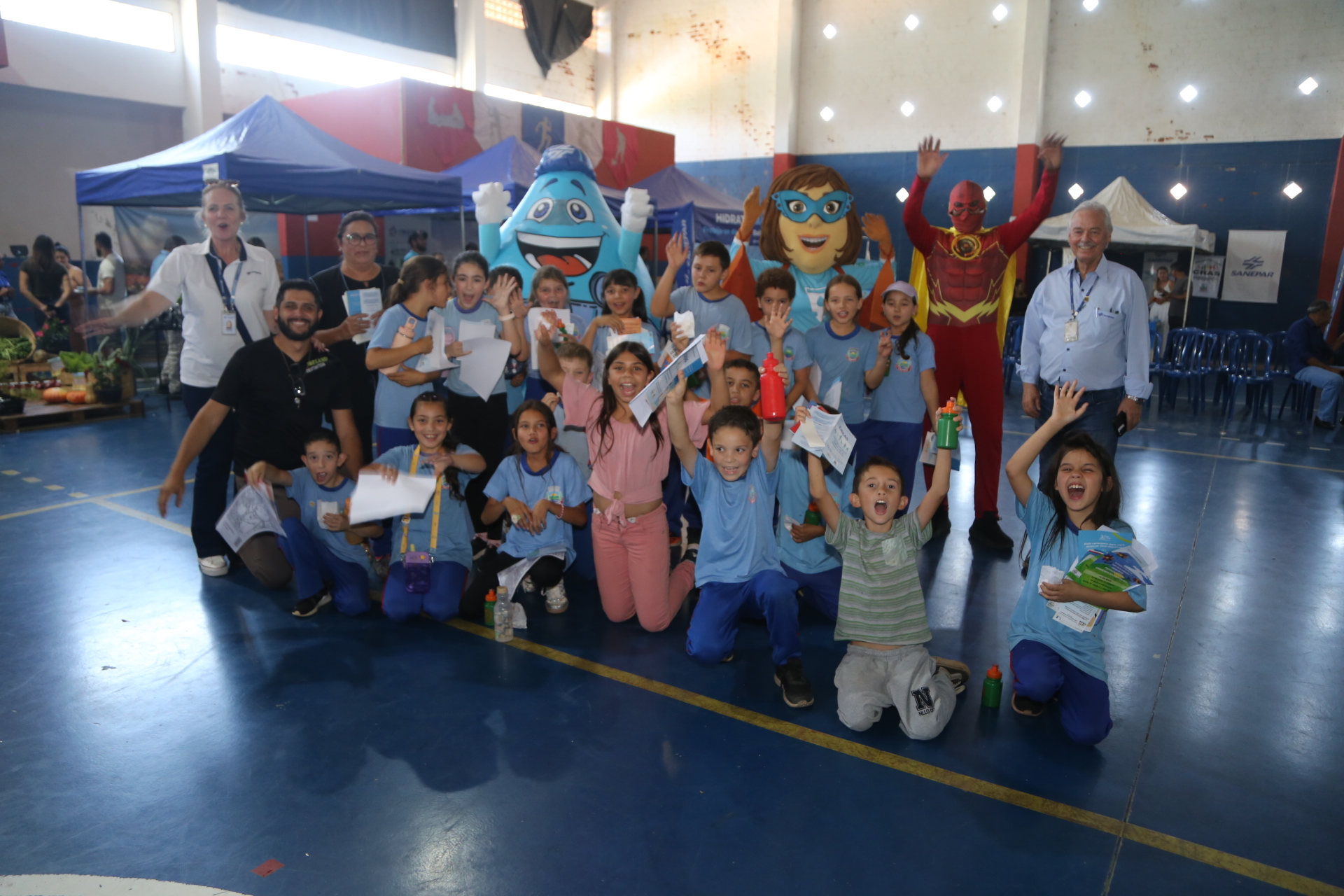 Participantes da 10ª edição do programa Sanepar Perto de Você em Campo Magro