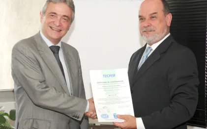 120319_sanepar_recebe_certificacao_iso_14001_para_foz_e_dma2.jpeg