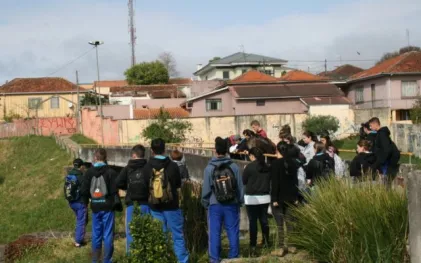 131004_projeto_monitora_qualidade_da_agua_do_arroio_da_madureira_1.jpg
