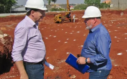 161003_-_cambe_-_prefeito_visita_obra__2.jpg