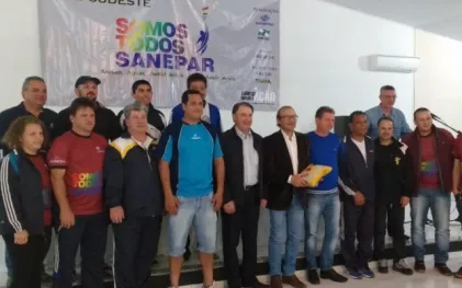 161019_-_guarapuava_-_olimpiadas_sanepar_-_doacao_alimentos__1.jpg