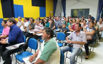 170330_sanepar_reune_comunidade_laranjeiras_do_sul_2.jpg