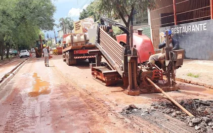 5b_-_20230223_-_londrina_-_obras_-_esgoto_na_joaquim_-_cravacao.jpg