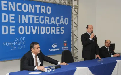 ENCONTRO_DE_INTEGRACAO_DE_OUVIDORES_IKE241111_7.JPG