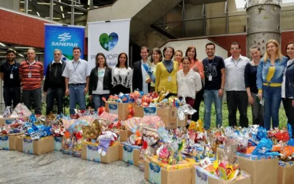 entrega_donativos_pascoa_ike170414_004.jpg
