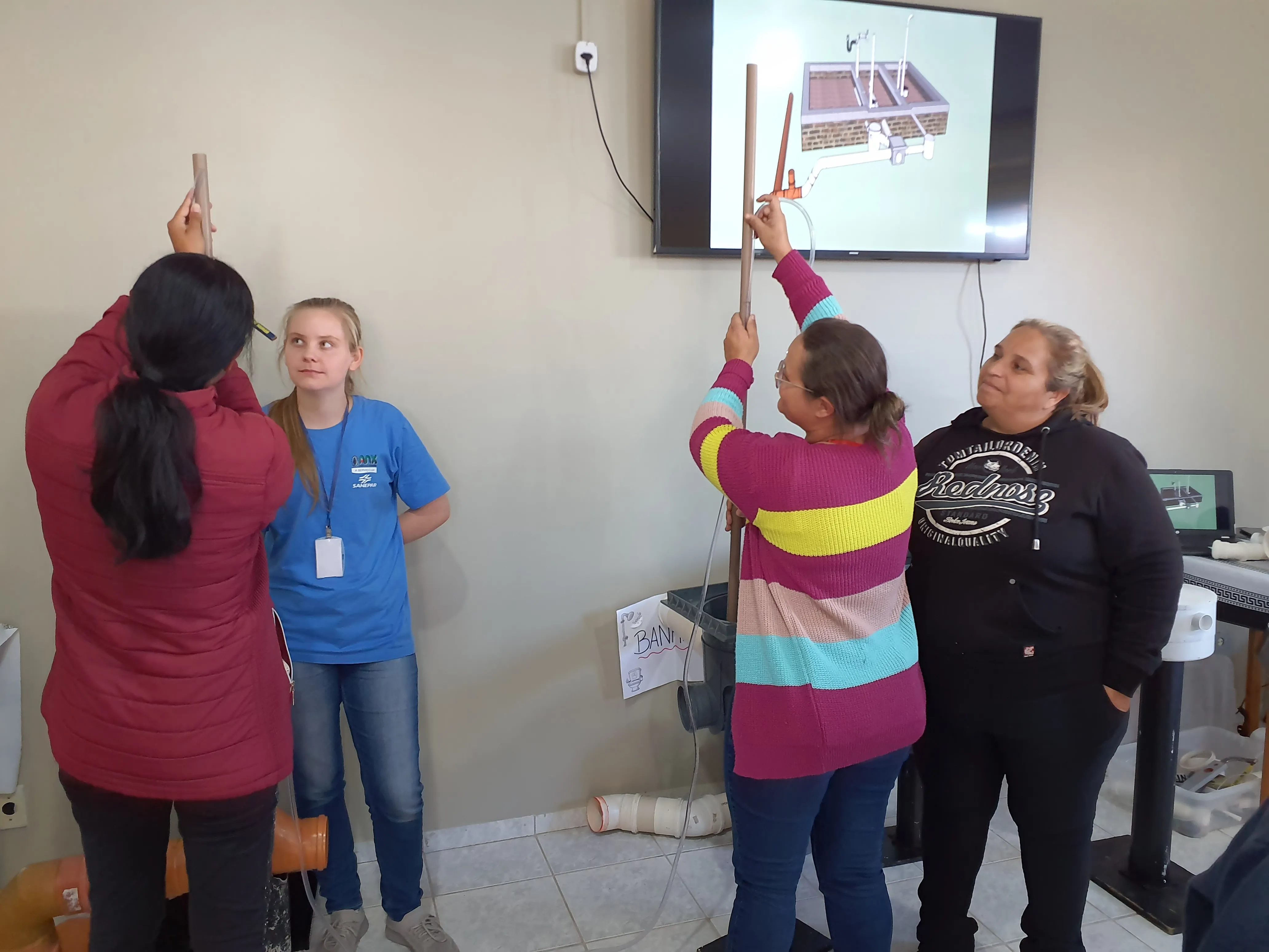 Curso de manutenção hidráulica para mulheres